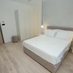 Nos Luxury 아파트호텔