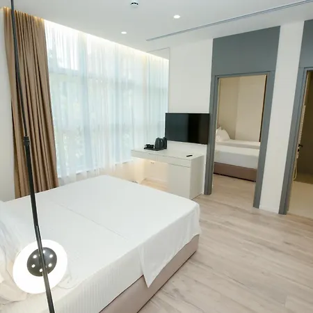 Nos Luxury