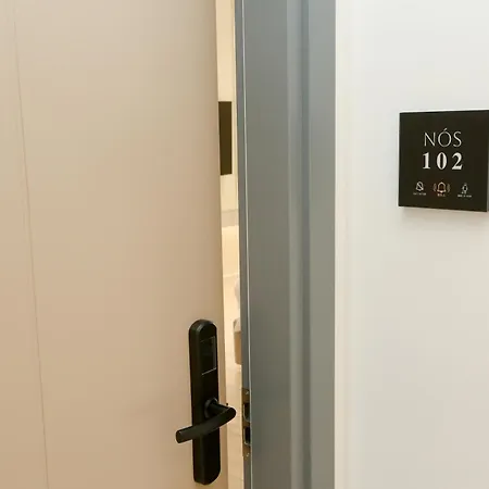 Nos Luxury Ξενοδοχείο με διαμερίσματα