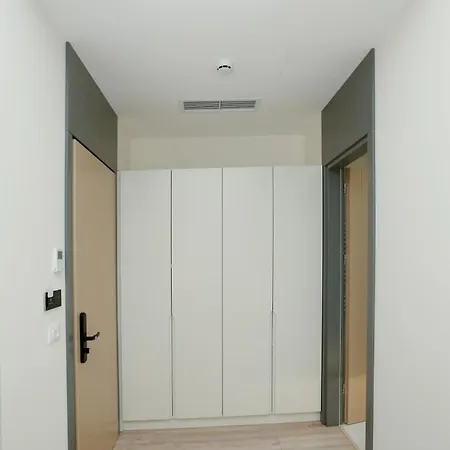 アパートホテル Nos Luxury Shkodër