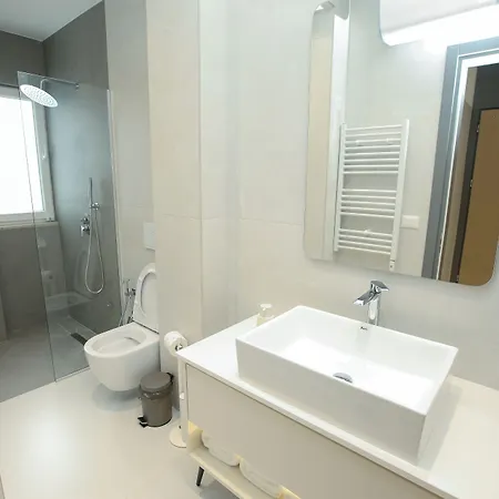 Nos Luxury Aparthotel