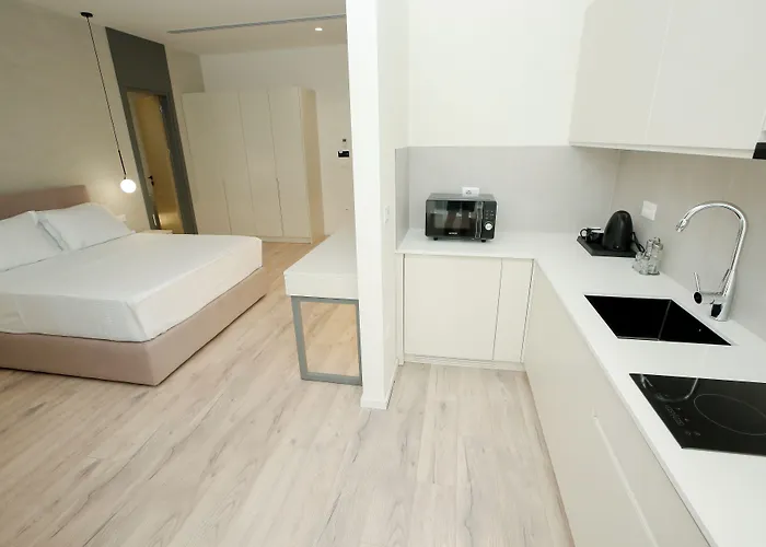 Nos Luxury 5* Shkodër